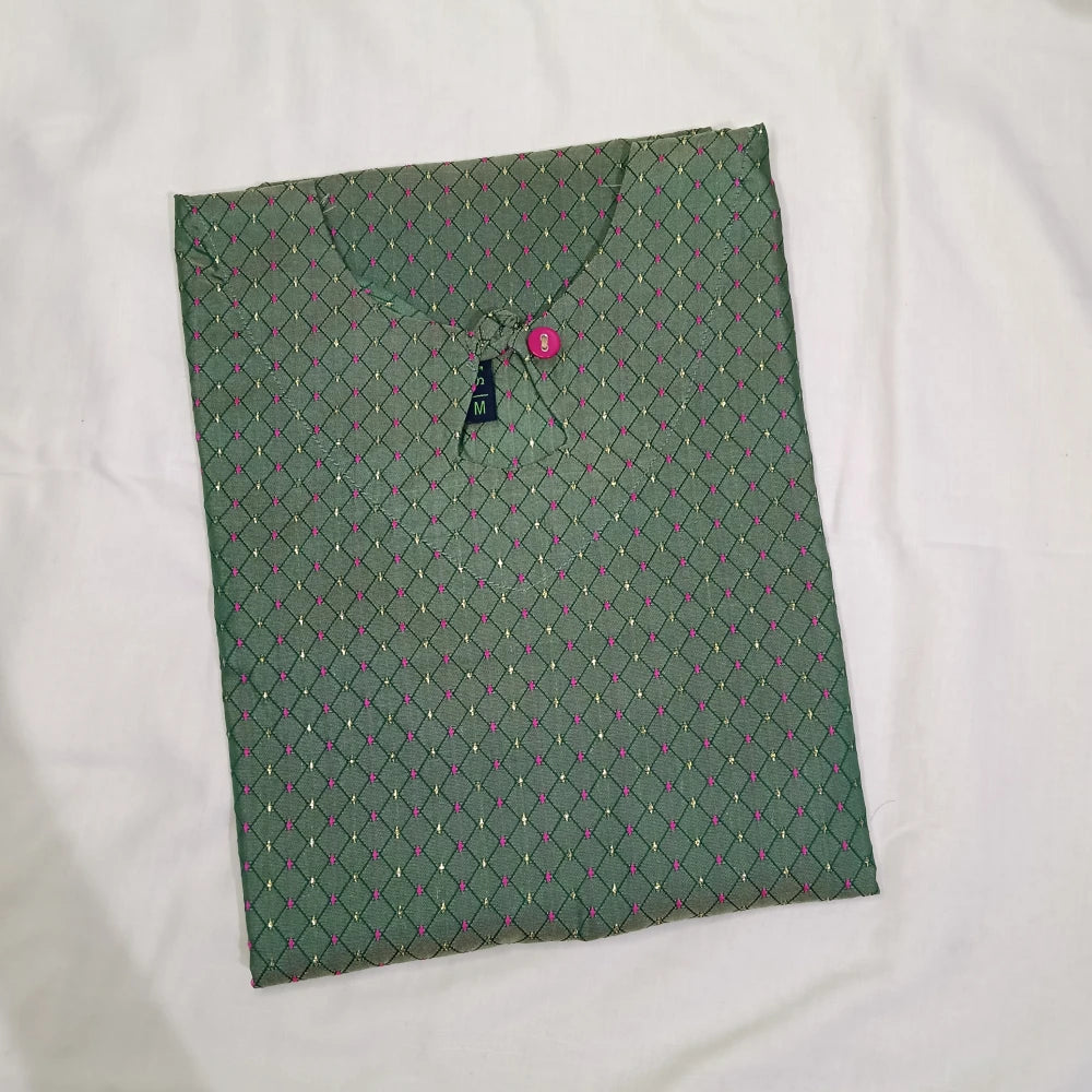 Trending Feeding Side Open Green